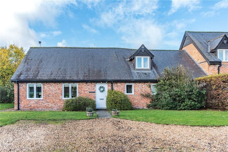 3 bedroom house, Hurstbourne Priors, Whitchurch RG28 - Sold STC