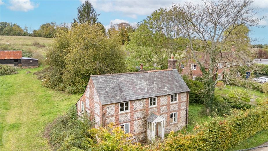 3 bedroom house, Ladycroft, Alresford SO24 - Sold STC