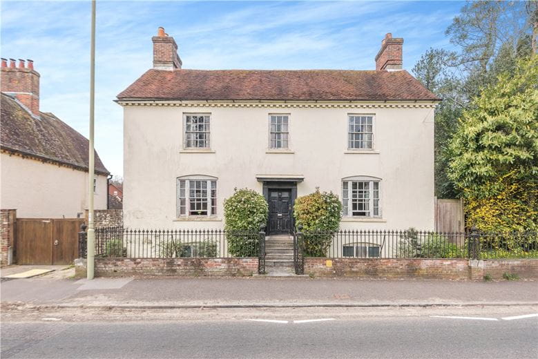 4 bedroom house, Station Road, Petersfield GU31 - Sold STC