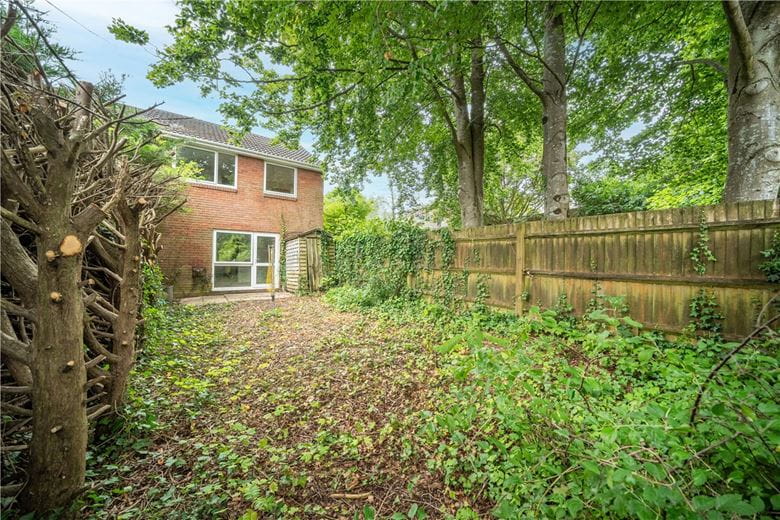 2 bedroom house, May Tree Close, Winchester SO22 - Sold