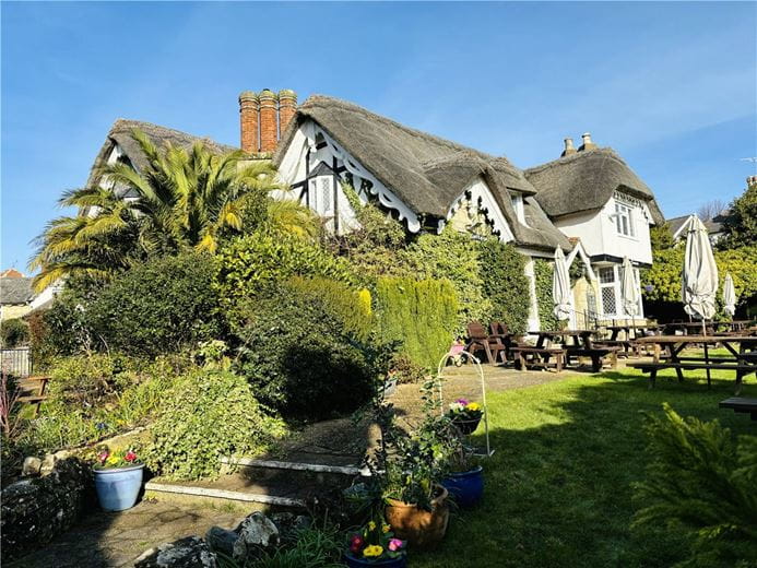 5 bedroom house, Eastcliff Road, Shanklin PO37 - Available