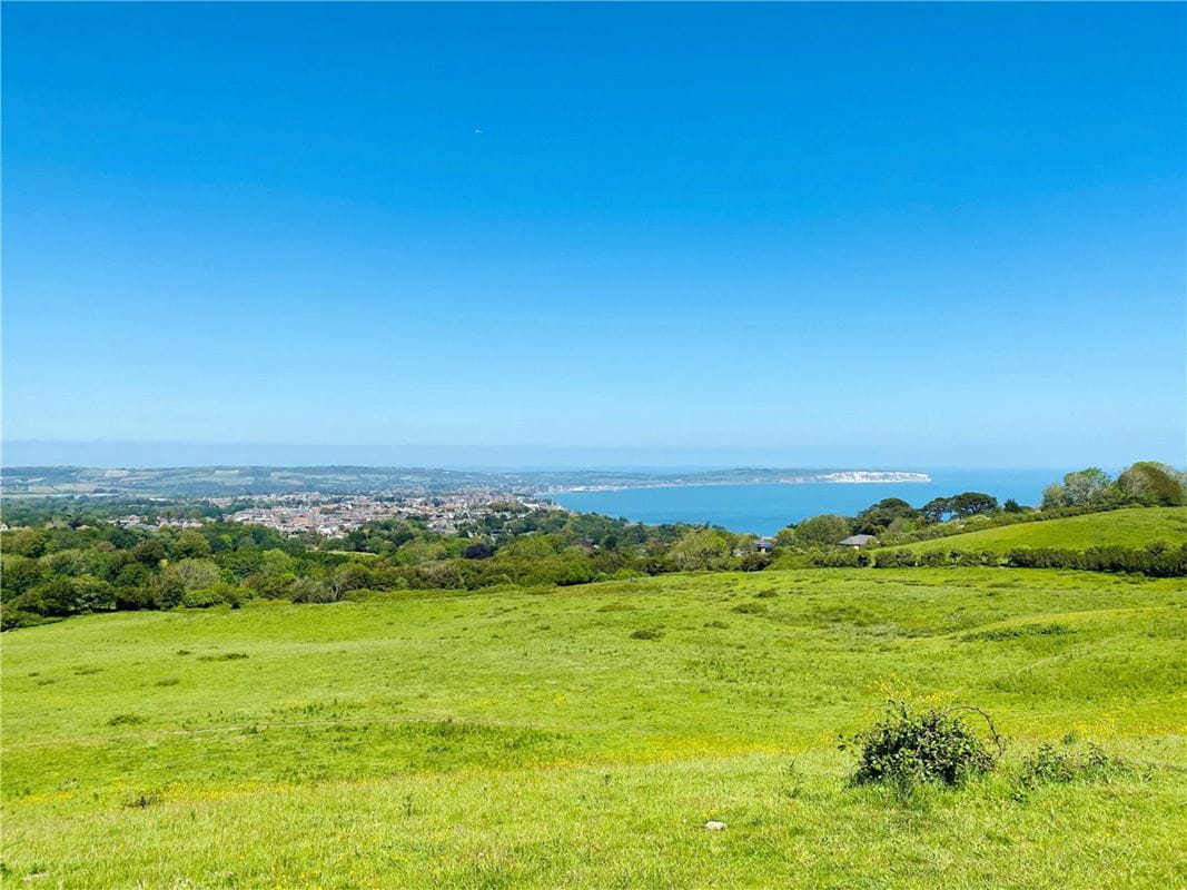 5 bedroom house, Eastcliff Road, Shanklin PO37 - Available