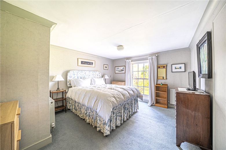 4 bedroom house, Rookery Lane, Broughton SO20 - Available