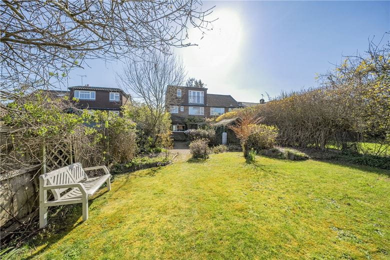 4 bedroom house, Hillside Road, Winchester SO22 - Available