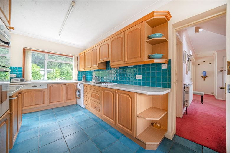 4 bedroom house, Silwood Close, Winchester SO22 - Sold