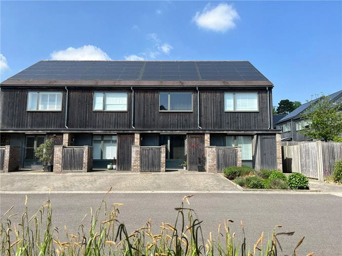 2 bedroom house, Eversley Gardens, Kings Worthy SO23 - Available