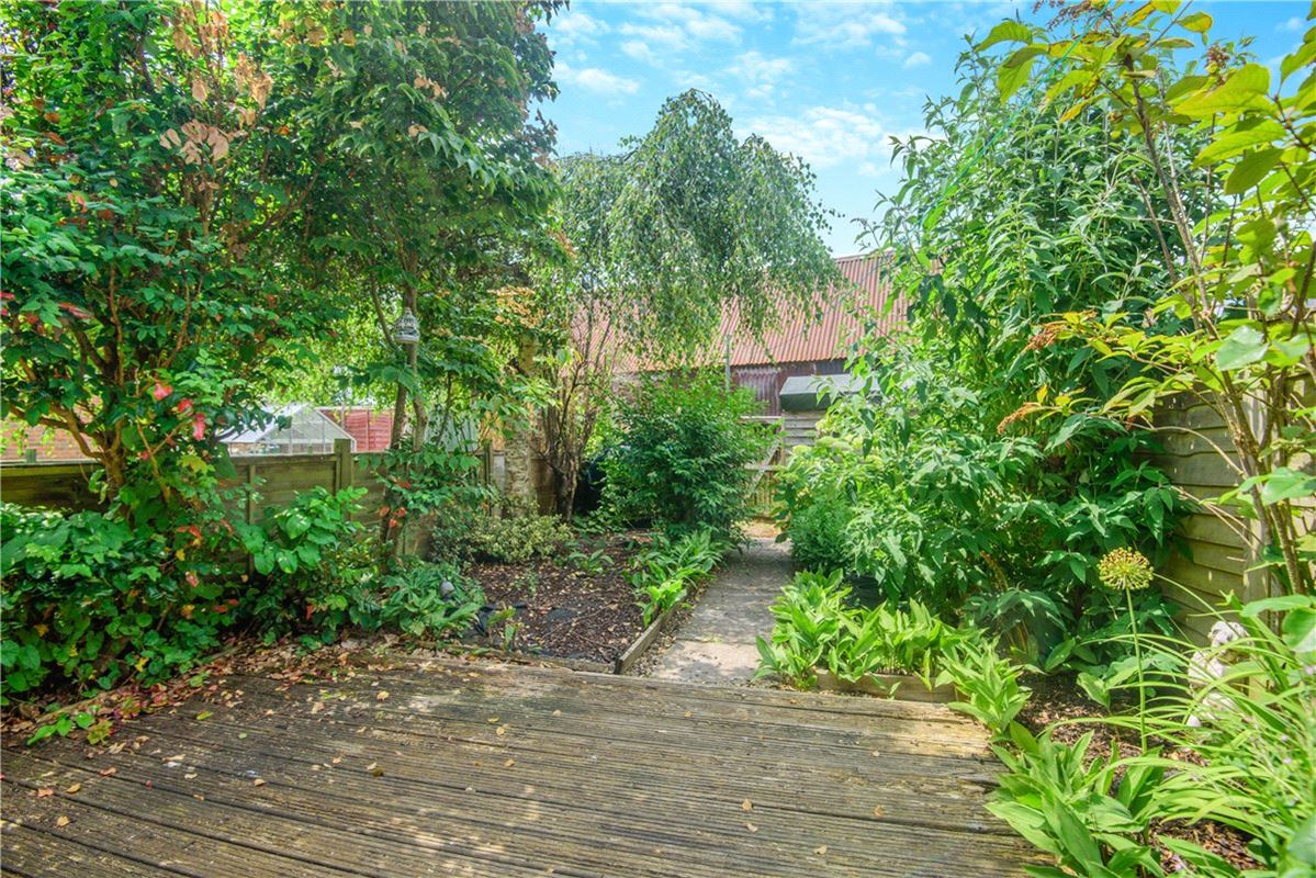 2 bedroom house, New Street, Stockbridge SO20 - Sold STC