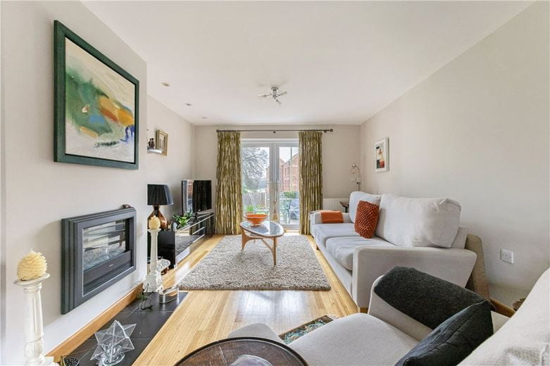 4 bedroom house, Edgar Road, Winchester SO23 - Available