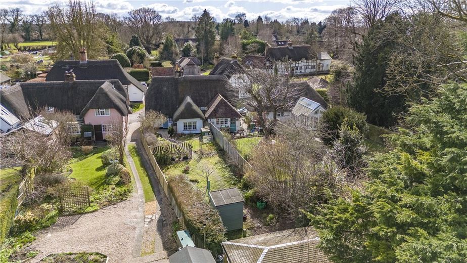 1 bedroom house, Duke Street, Micheldever SO21 - Available