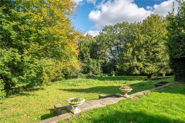 3 bedroom flat, Hawkley Hurst, Liss GU33 - Sold STC