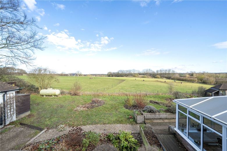 4 bedroom house, Stoke Charity Road, Kings Worthy SO21 - Available