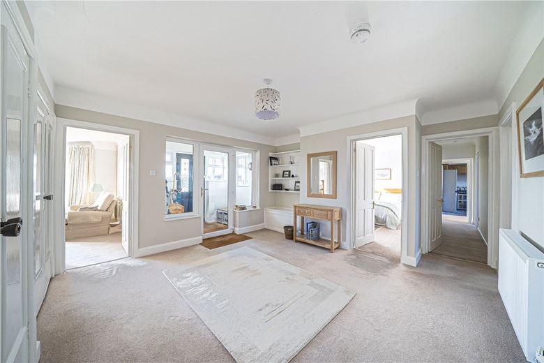 4 bedroom house, Stoke Charity Road, Kings Worthy SO21 - Available