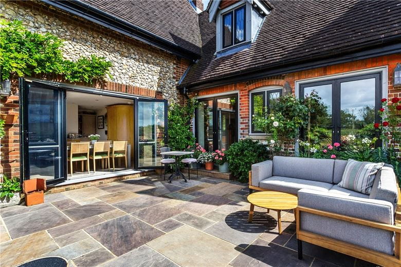4 bedroom house, Woodlands, Bramdean SO24 - Available