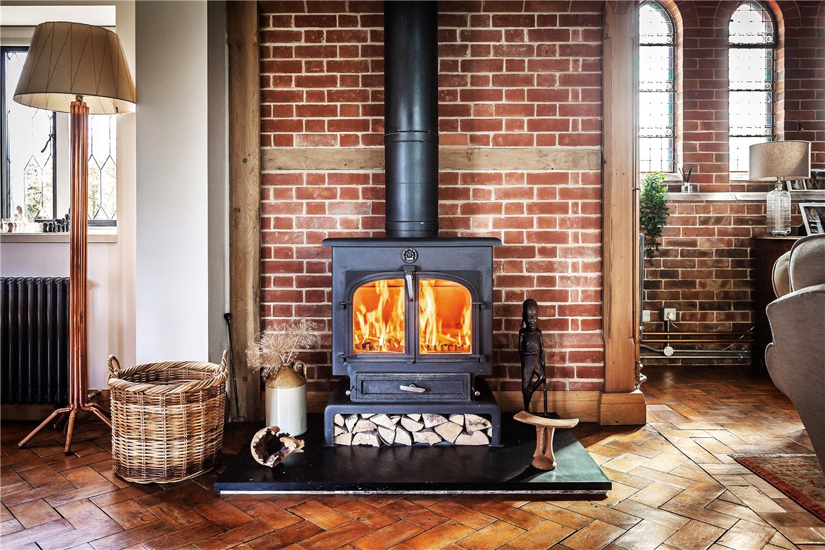 4 bedroom house, Woodlands, Bramdean SO24 - Available