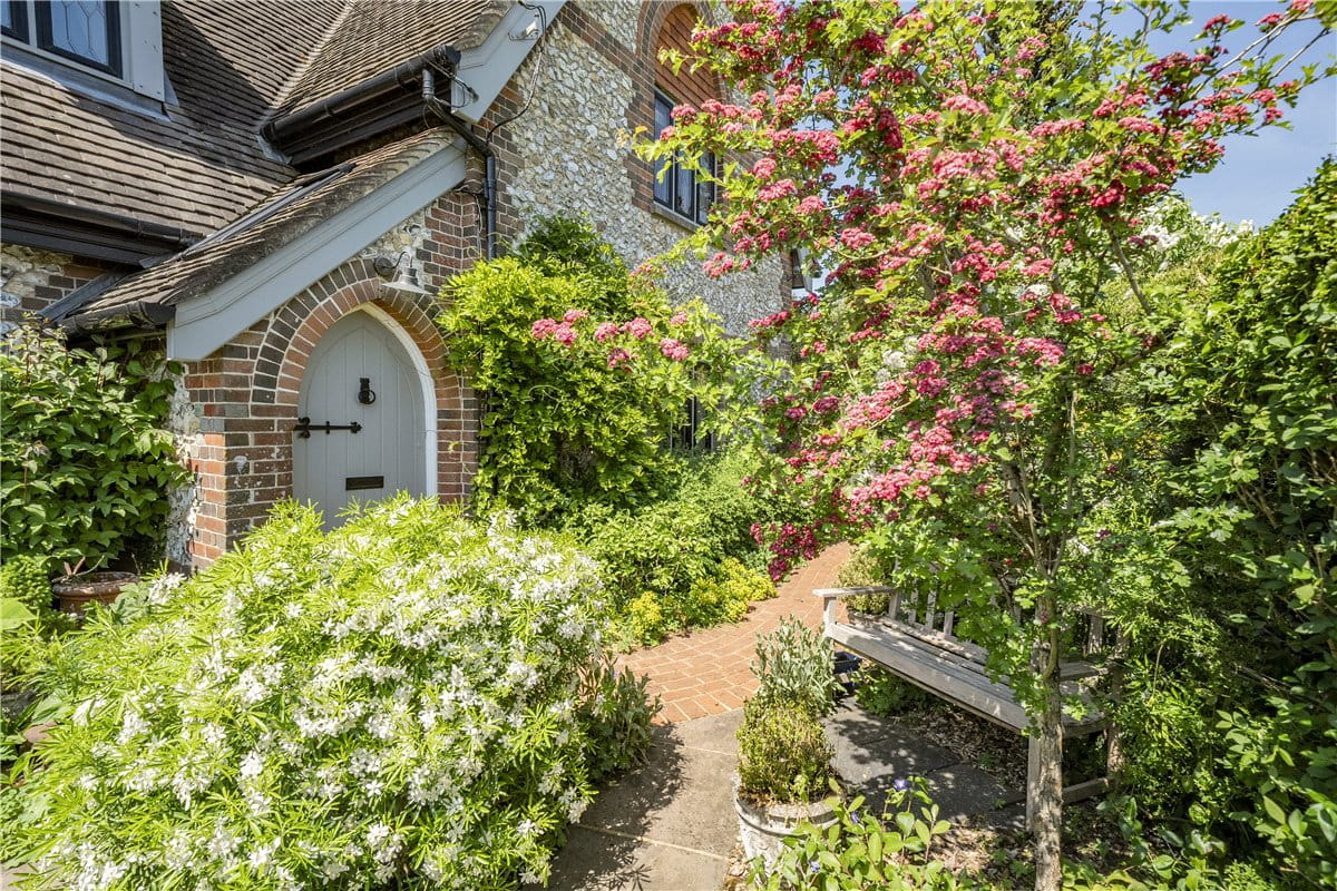 4 bedroom house, Woodlands, Bramdean SO24 - Available