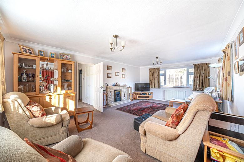 3 bedroom bungalow, Wedmore Close, Winchester SO22 - Sold STC