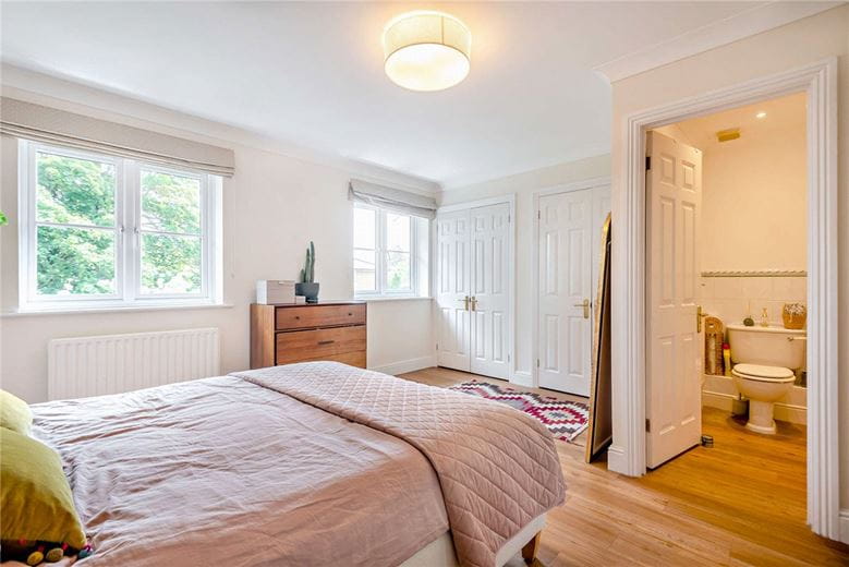 3 bedroom house, Cornes Close, Winchester SO22 - Sold