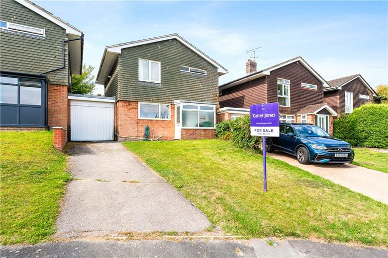 3 bedroom house, Winslade Road, Winchester SO22 - Available