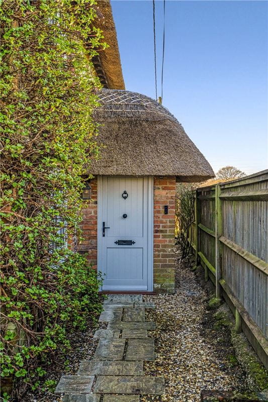 4 bedroom house, Clanville, Andover SP11 - Available