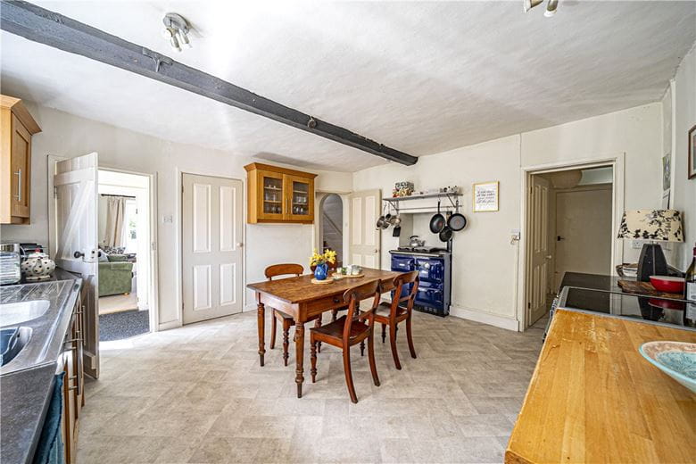 4 bedroom house, Cottonworth, Andover SP11 - Available