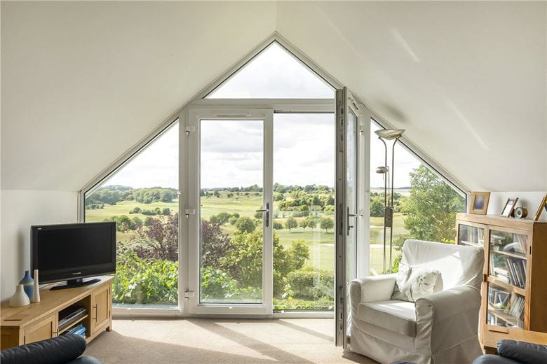 4 bedroom house, Old Kennels Lane, Winchester SO22 - Available