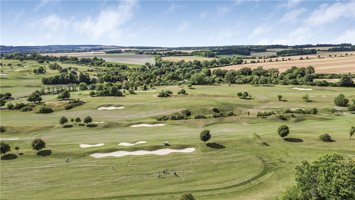 4 bedroom house, Old Kennels Lane, Winchester SO22 - Available