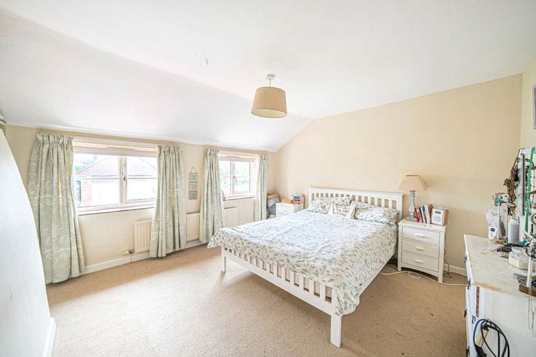 5 bedroom house, Hurstbourne Priors, Whitchurch RG28 - Available