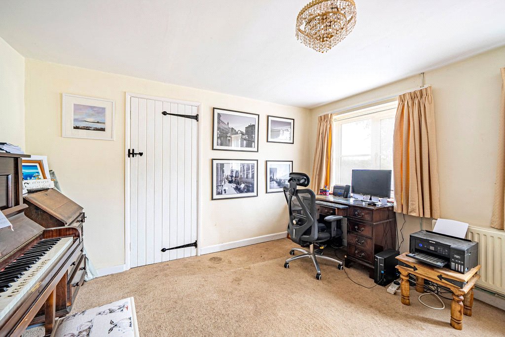 5 bedroom house, Hurstbourne Priors, Whitchurch RG28 - Available