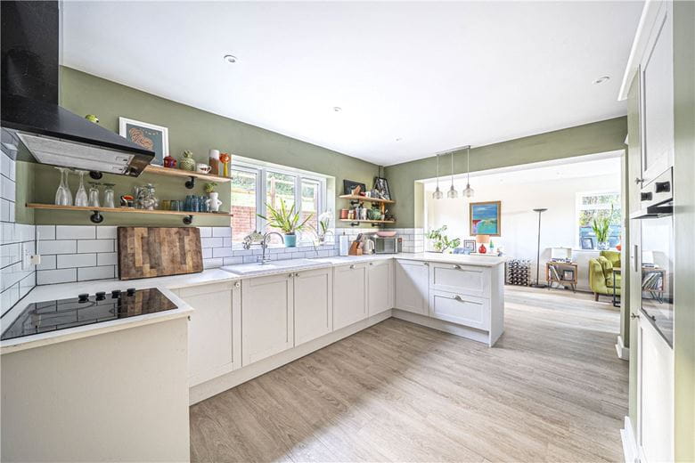 4 bedroom house, Old London Road, Stockbridge SO20 - Available