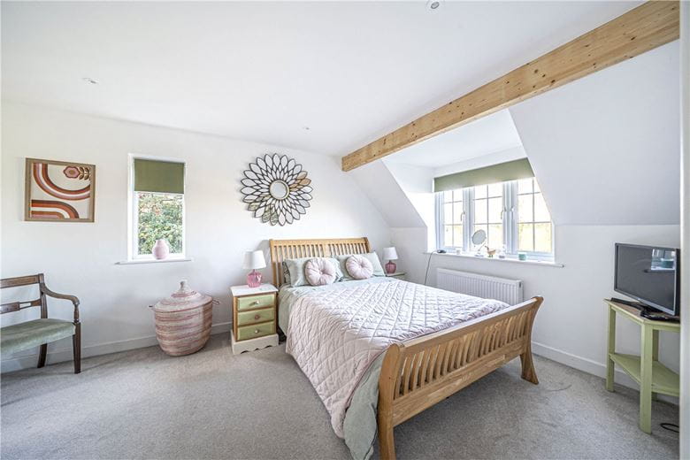 4 bedroom house, Old London Road, Stockbridge SO20 - Available