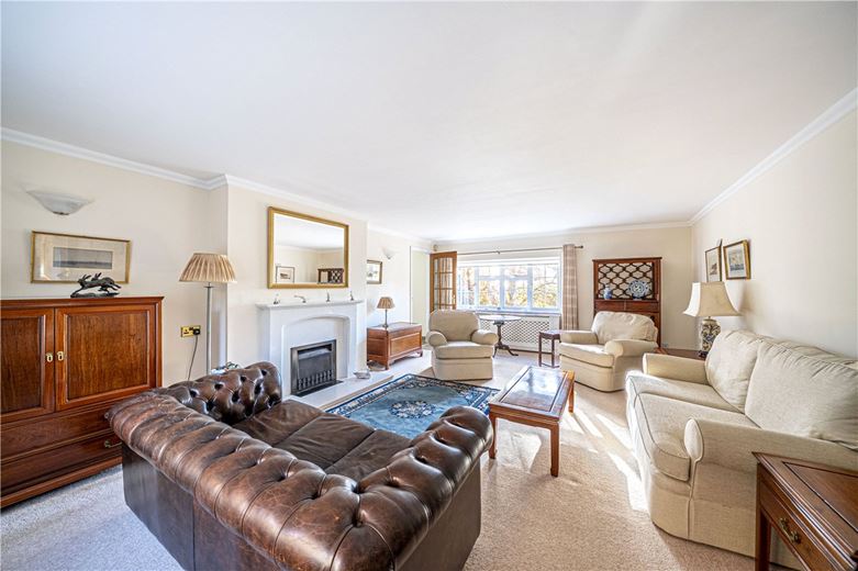 5 bedroom house, Lynch Hill Park, Whitchurch RG28 - Available