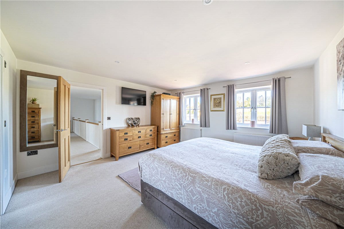 4 bedroom house, Stockbridge Road, Lopcombe SP5 - Available