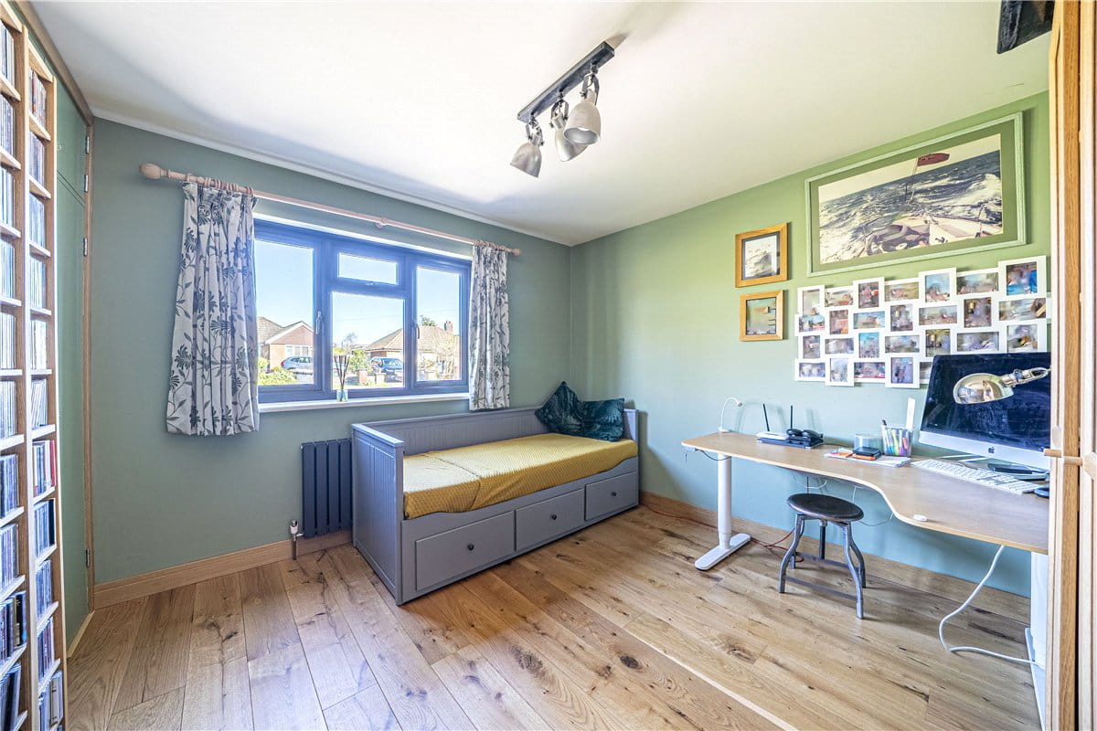 4 bedroom , Orchard Road, South Wonston SO21 - Available