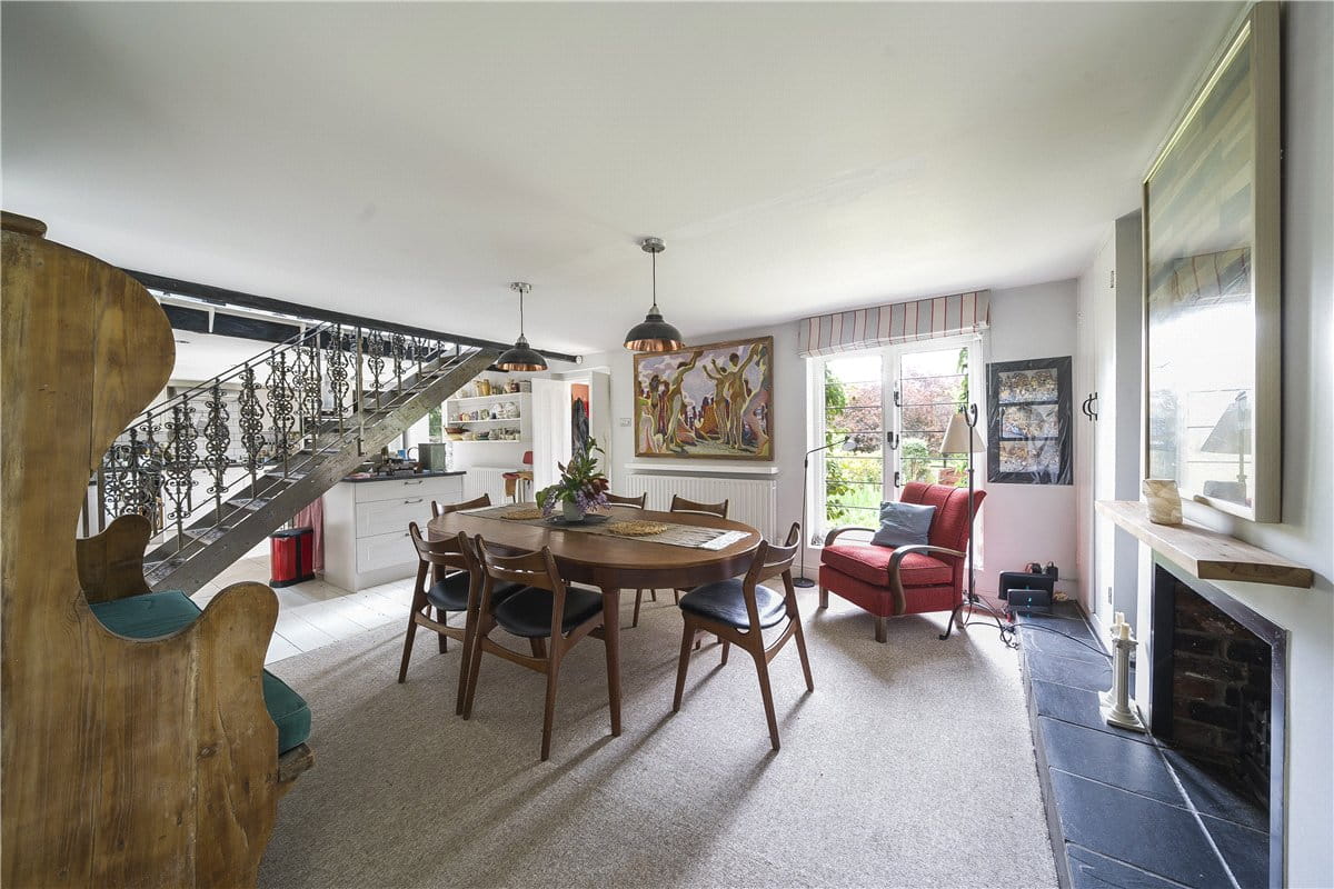 3 bedroom house, West Meon, Petersfield GU32 - Available