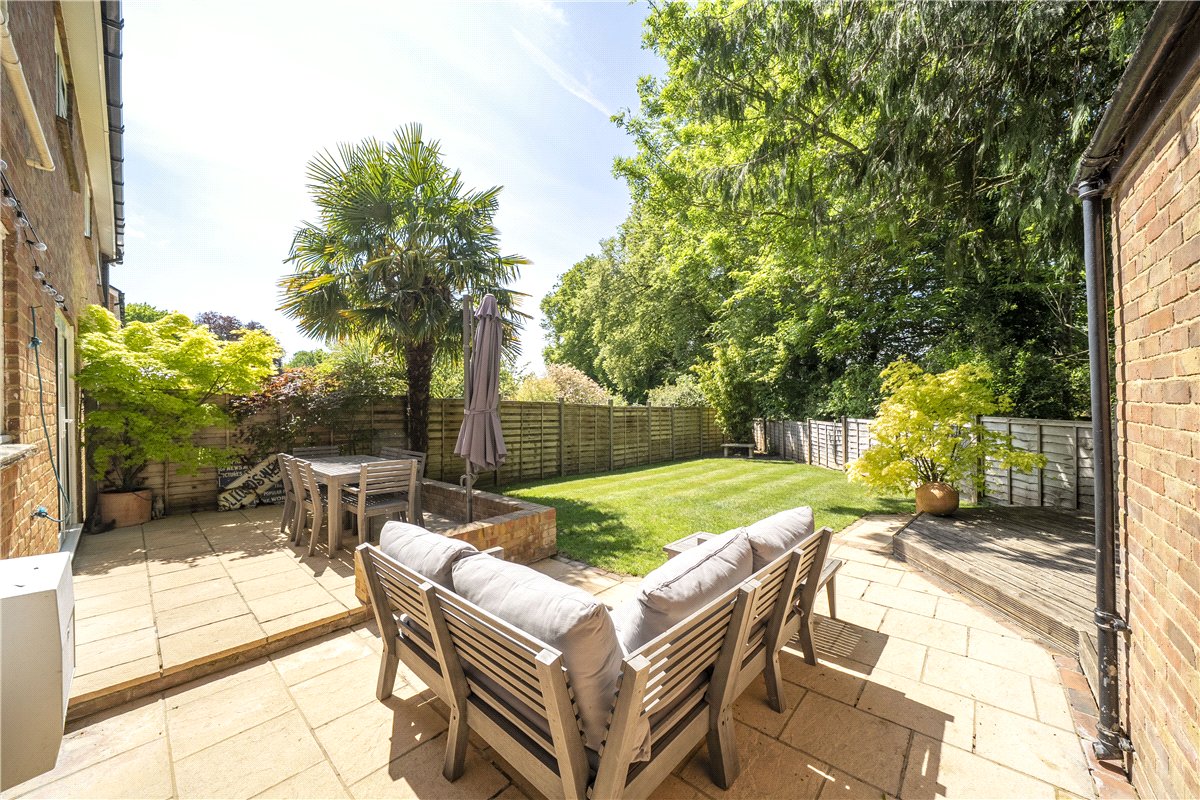 3 bedroom house, Dances Lane, Whitchurch RG28 - Available