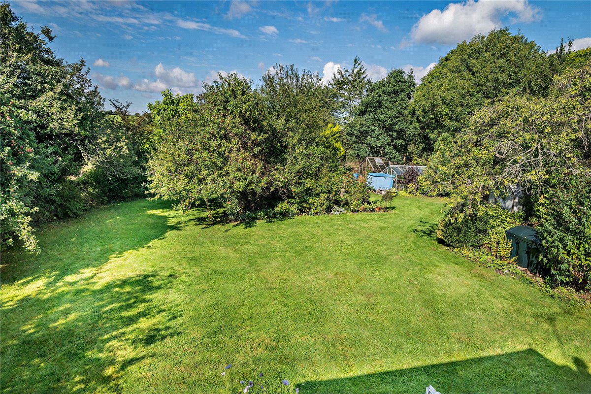 38.2 acres House, Briff Lane, Bucklebury RG7 - Sold STC