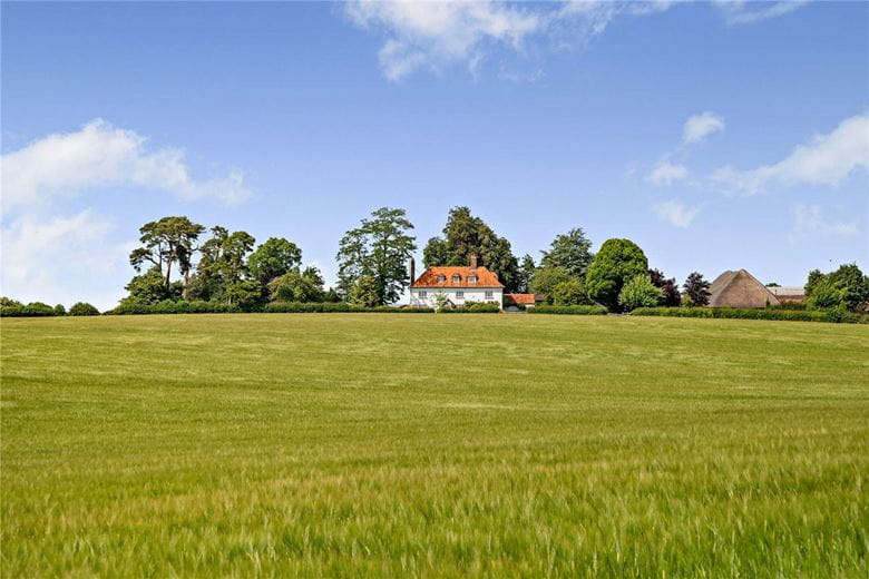 259.8 acres House, Leckhampstead, Newbury RG20 - Available