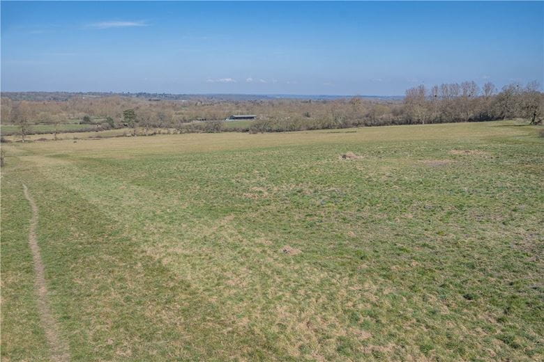 80.4 acres House, Church Road, Aldermaston RG7 - Sold STC