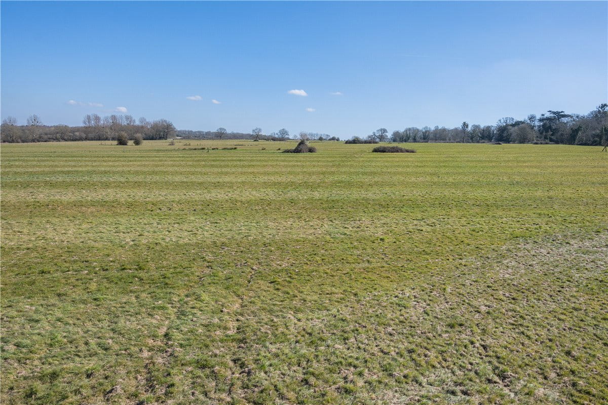 80.4 acres House, Church Road, Aldermaston RG7 - Sold STC