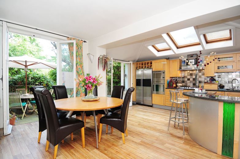 7 bedroom house, Trinity Road, Wandsworth SW18 SW18 - Sold