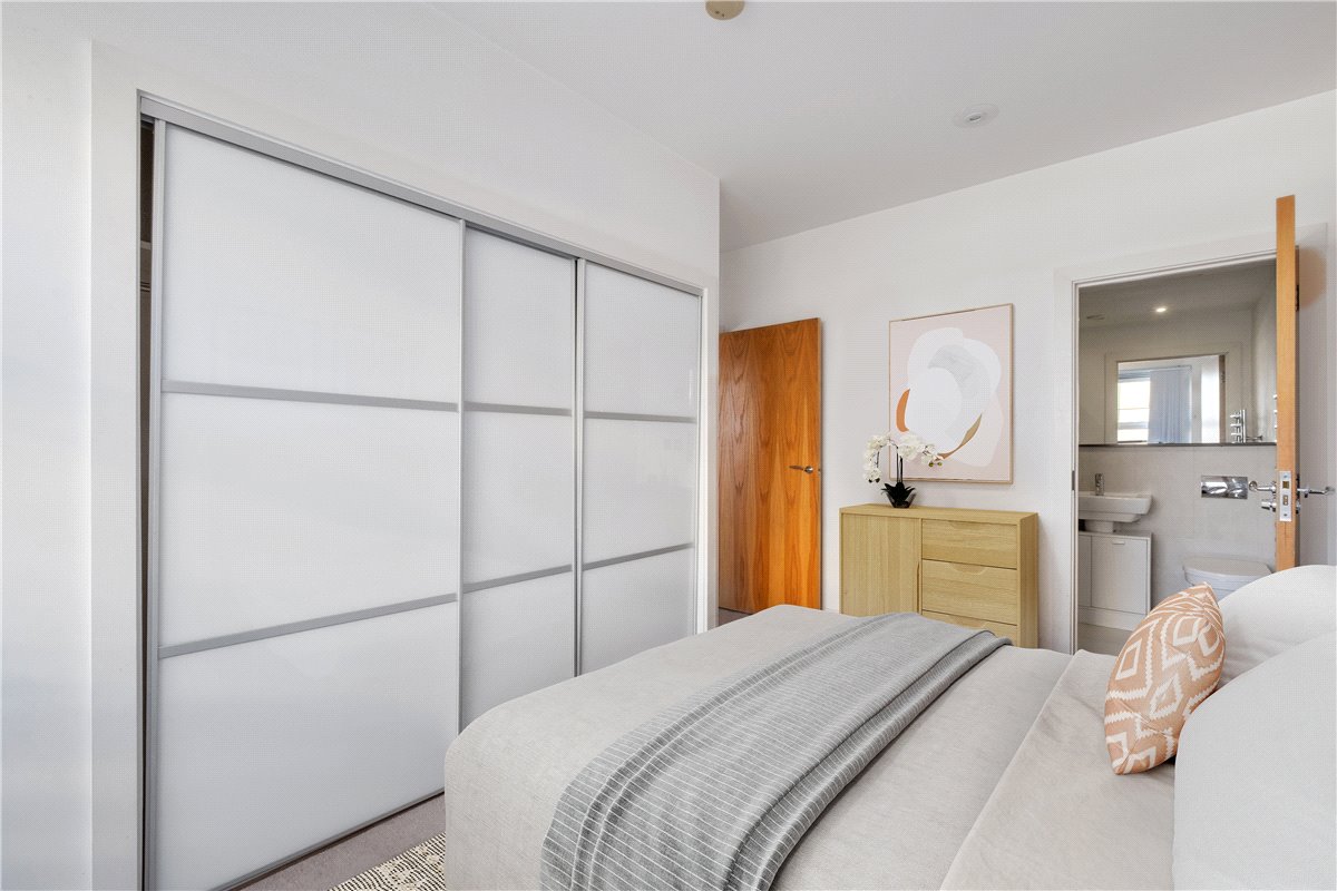 2 bedroom flat, Cornell Square, Nine Elms SW8 - Sold STC