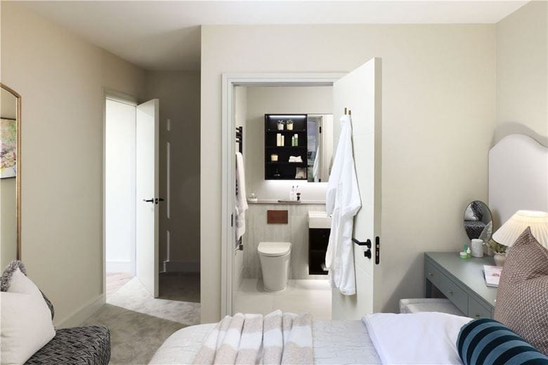 3 bedroom flat, London Square Wandsworth Common, Springfield Drive SW17 - Available