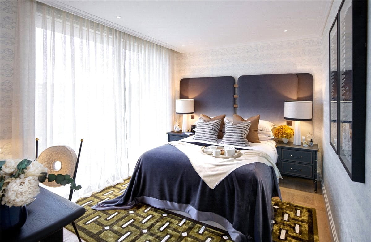 3 bedroom flat, Artisan Tower, 2 Mill Stream Walk SW18 - Available