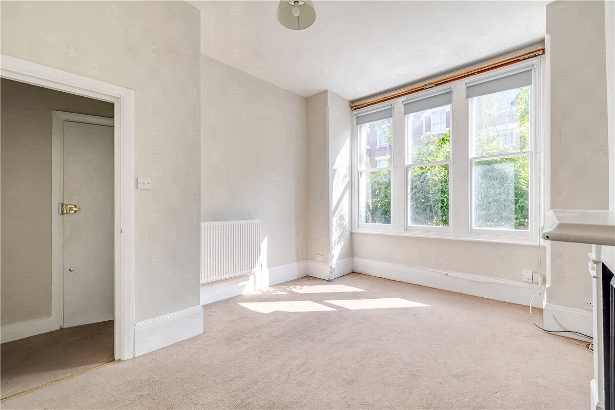 2 bedroom flat, Latchmere Road, London SW11 - Sold