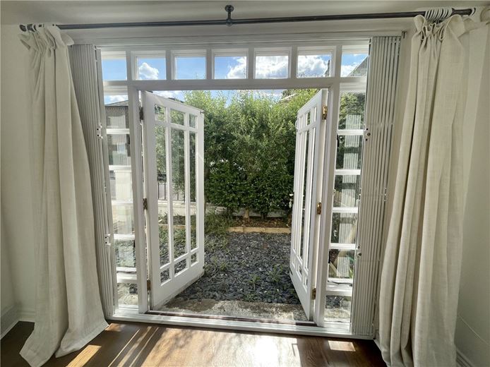 2 bedroom house, Wiseton Road, Wandsworth SW17 - Available