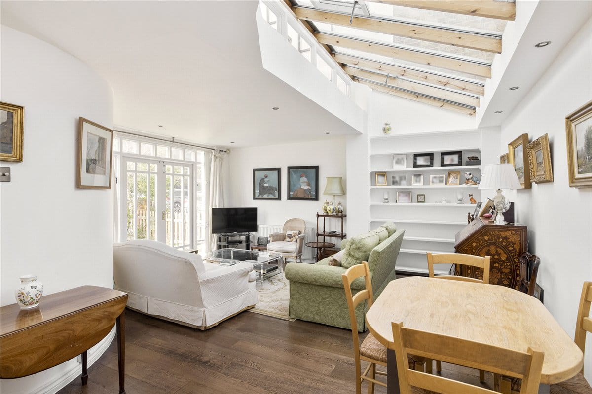 2 bedroom house, Wiseton Road, Wandsworth SW17 - Available