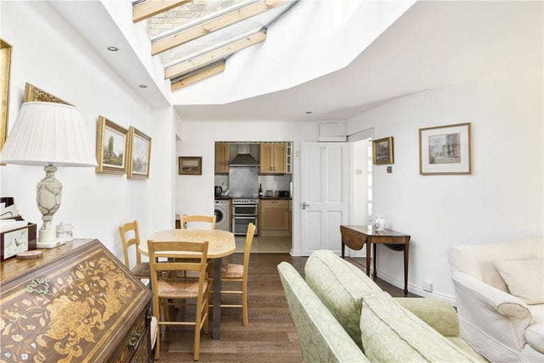 2 bedroom house, Wiseton Road, Wandsworth SW17 - Available