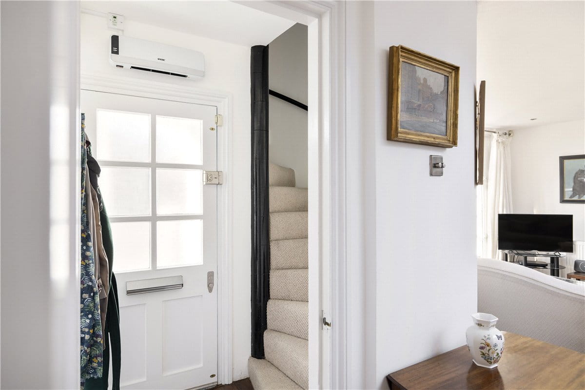 2 bedroom house, Wiseton Road, Wandsworth SW17 - Available