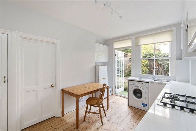 2 bedroom maisonette, Beira Street, Balham/Clapham South SW12 - Sold STC