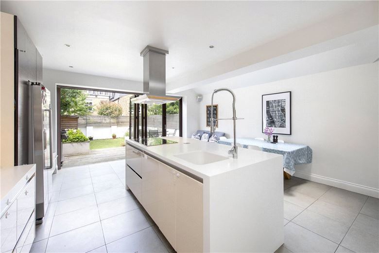 4 bedroom house, Fernside Road, London SW12 - Sold